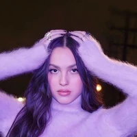 OLIVIA (TEMAN MADIE)