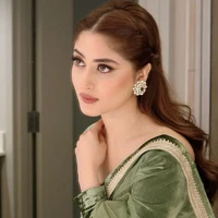 Ruchika Singhania [Fl mom]