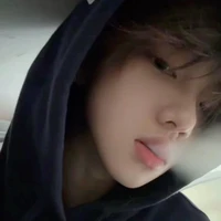 อาธีร์ [ น.อ ]