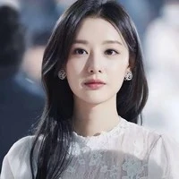 Kim Yuri( Cousin of Taehyung)