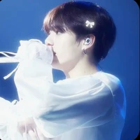 Jeon kook( pure blood) omega)