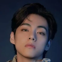 𝑲𝒊𝒎 𝑻𝒂𝒆𝒉𝒚𝒖𝒏𝒈 [𝑬𝒏𝒊𝒈𝒎𝒂]