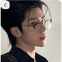 Jin ( père de Aurélie )