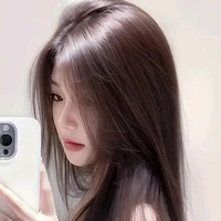 อลิส(นางเอก)