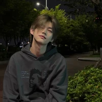 แฮมเมอร์   พ.นอ.