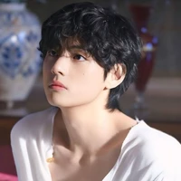 Jeon Taehyung {Royal Omega}