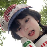 ซาลีน(เด็กกำพร้า/น.อตอนเด็ก)