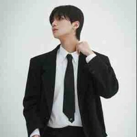 นาธาน {พระเอก}