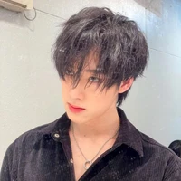 อลัน  พอ.