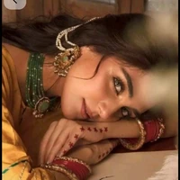 Mayura Chauhan/ Fl