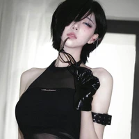 อีวาน่า ไดซ์ฮาร์ท(<ไอวี่>พี่สาวนอ.)