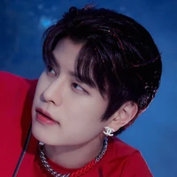 KIM SEUNGMIN