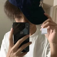 วินเซนต์[พี่ชายคนกลางของนอ.]