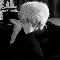 ปอนด์ [ พระเอก ]