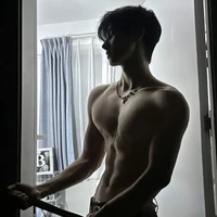 คริสเตียน (เพื่อนน.อ.+ชอบน.อ.)