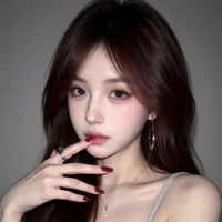 จีน่า : มือขวาของพอ.