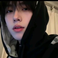 ต้นรัก[พ พ.อ+น.อ👑]