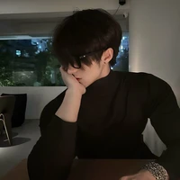 東陽[ตงหยาง]พ่อเลี้ยง น.อ