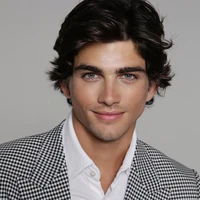 Nick Giavanni (ML)