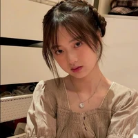 Ariya (elder sister)