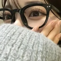 ใหม่(เพื่อนชะเอม)