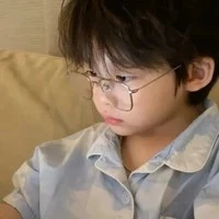 อีธาน พ.อตอนเด็ก