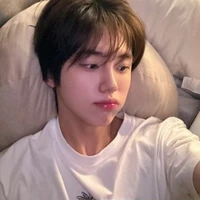 ซี - เพื่อนนายเอก