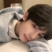 นิว - เพื่อนนายเอก