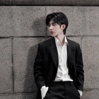 ไวท์(มือซ้ายพ.อ)