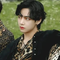 𝓚𝓲𝓶 𝓣𝓪𝓮𝓱𝔂𝓾𝓷𝓰🎀🥀[Intersex]