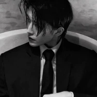 อีธาน🖤👑
