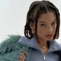 Clara(amie de Vicky)