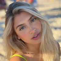 Manu Mendonça Collins