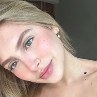 Maria Júlia Mendonça (Maju)