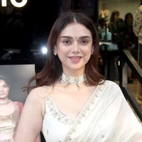 charvi Raizada/Ml