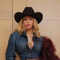 Beyoncé | bey | ma wife 💕.