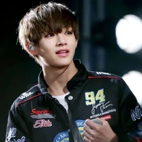 kim taehyung [RO]