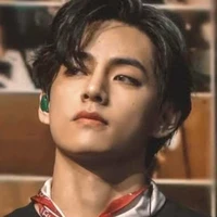 Kim Taehyung(supreme omega)