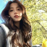 พลอย