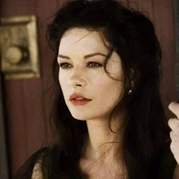 𝐿𝑎𝑢𝑟𝑎 𝐴𝑚𝑜𝑟𝑖𝑚