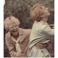 ✨~•°Author°•~✨