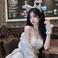 อั้ม ชะนี