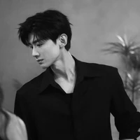 ลีโอ ★