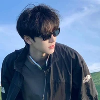 ซัน(พ.พ.อ)🍁