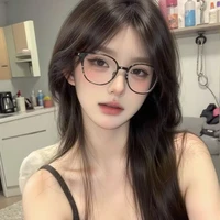 คะนิ่ง พนอ