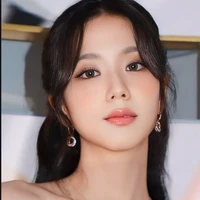 jisoo(Teahyung aunty/demon)
