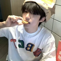 ม่อน