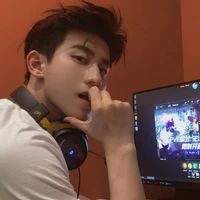 ภูมิ(พี่รองของน.อ)