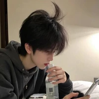 ลูคัส[น.อ]