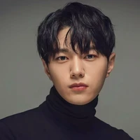 𝙺𝚒𝚖 𝚑𝚢𝚞𝚗-𝚜𝚘 (𝚖𝚛.𝚔𝚒𝚖)